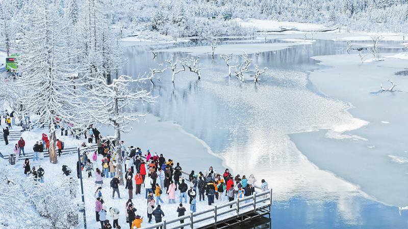 天府美 人气旺 活力足
四川“五一”文旅热掠影「相关图片」